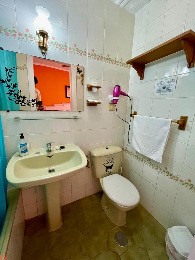Hostal Los Arcos Вехер де ла Фронтера Екстериор снимка