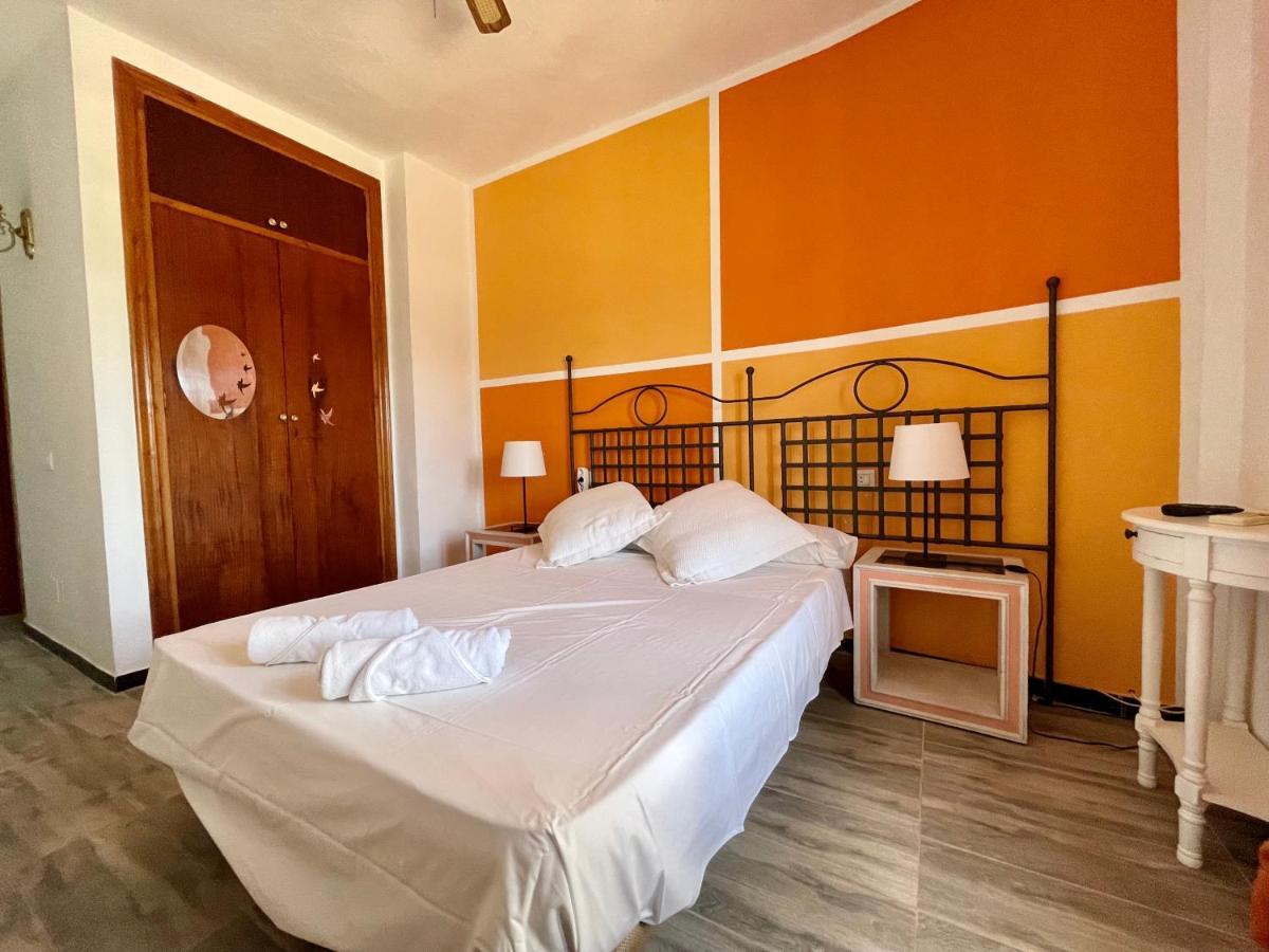 Hostal Los Arcos Вехер де ла Фронтера Екстериор снимка