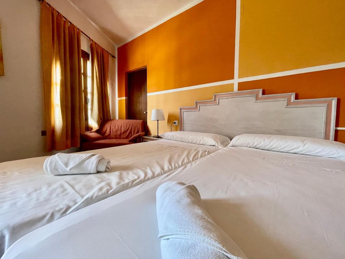 Hostal Los Arcos Вехер де ла Фронтера Екстериор снимка