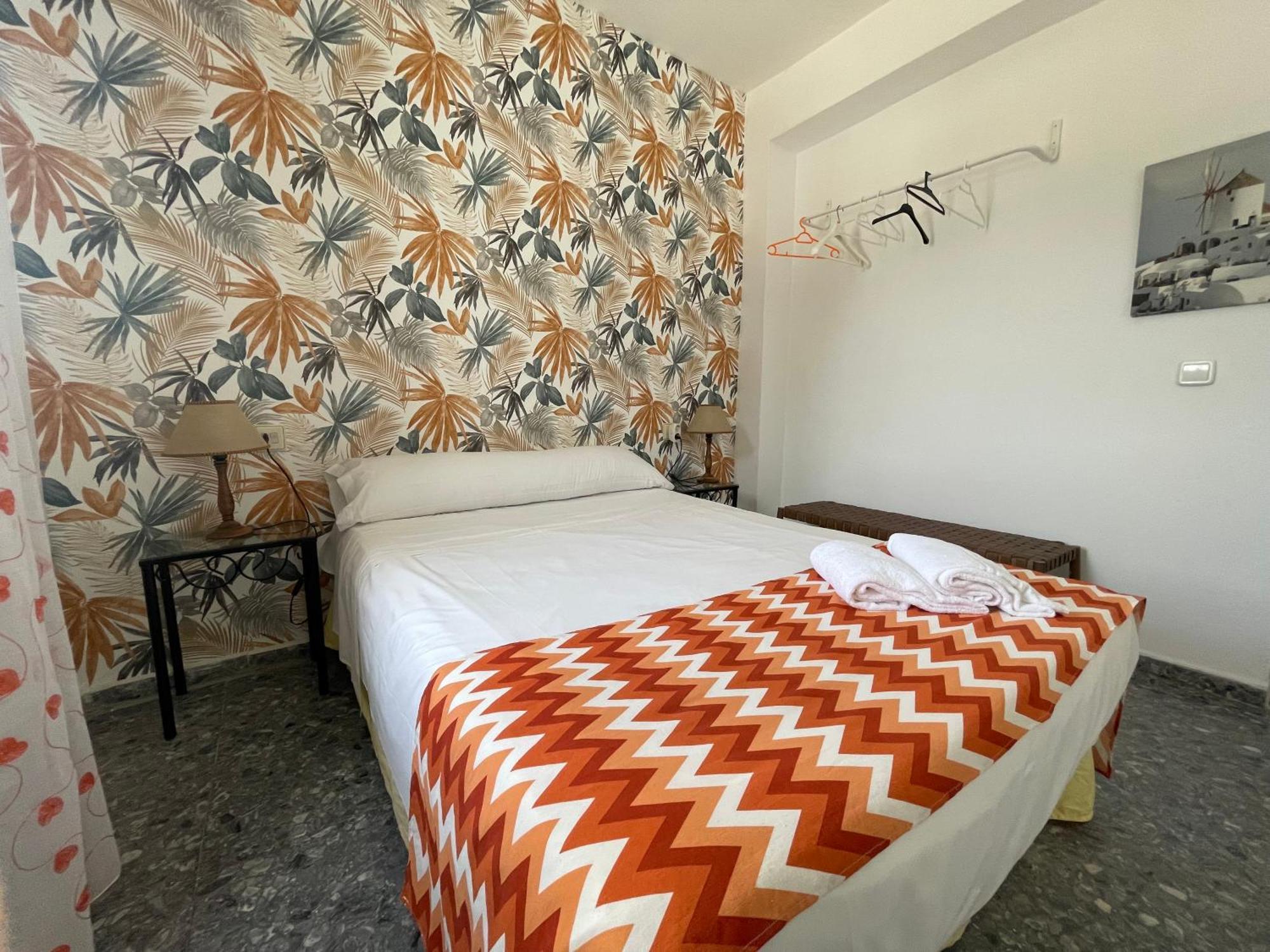 Hostal Los Arcos Вехер де ла Фронтера Екстериор снимка
