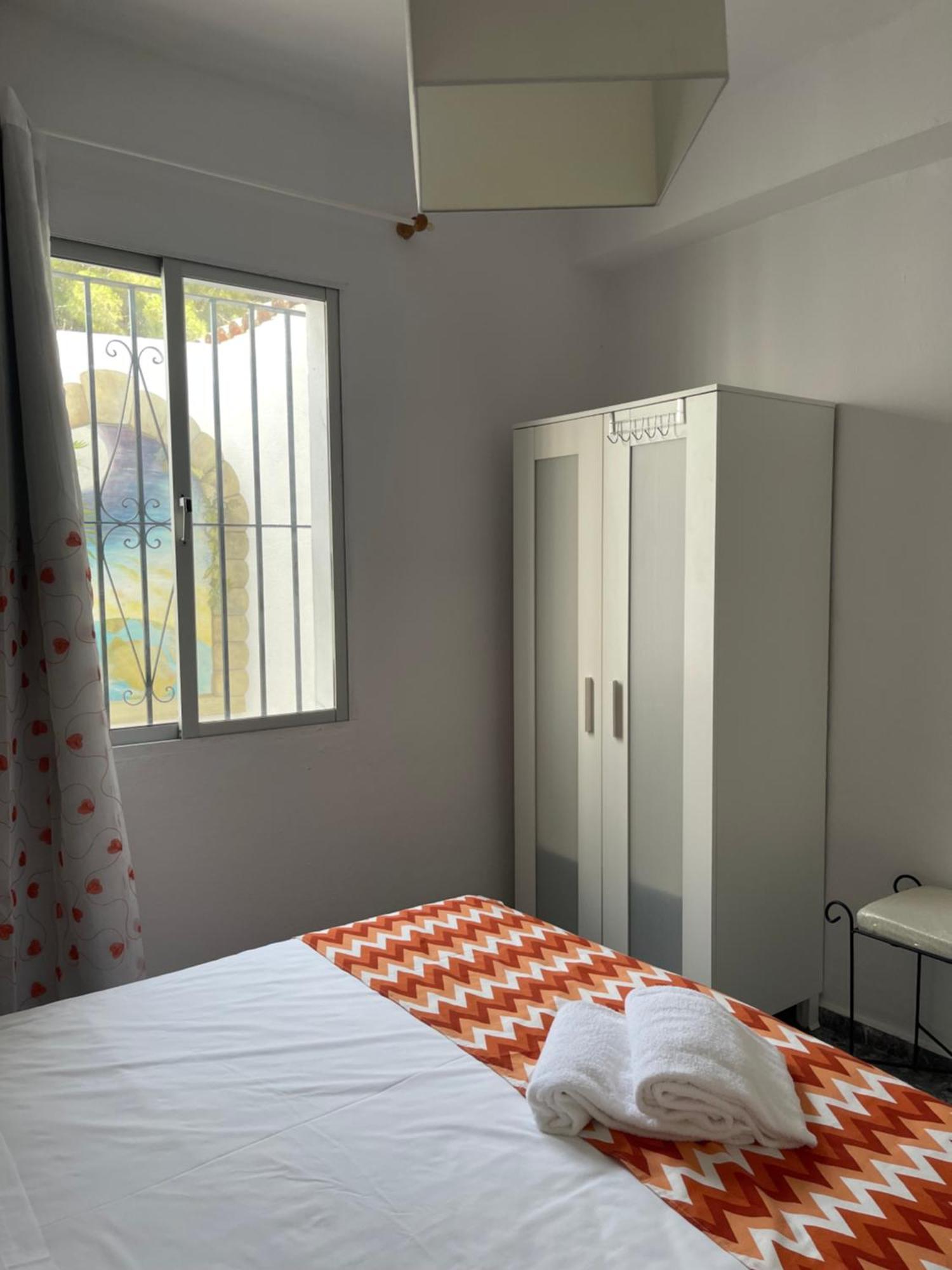 Hostal Los Arcos Вехер де ла Фронтера Екстериор снимка