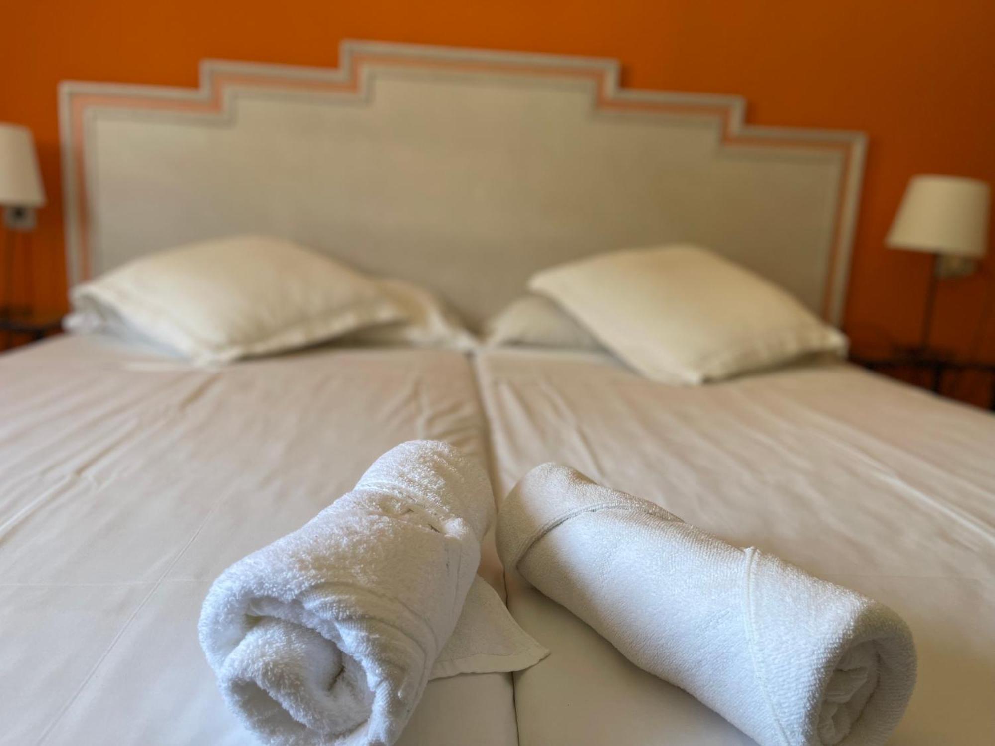 Hostal Los Arcos Вехер де ла Фронтера Екстериор снимка