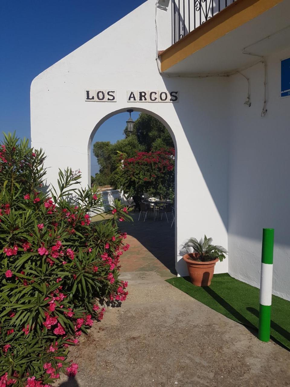 Hostal Los Arcos Вехер де ла Фронтера Екстериор снимка
